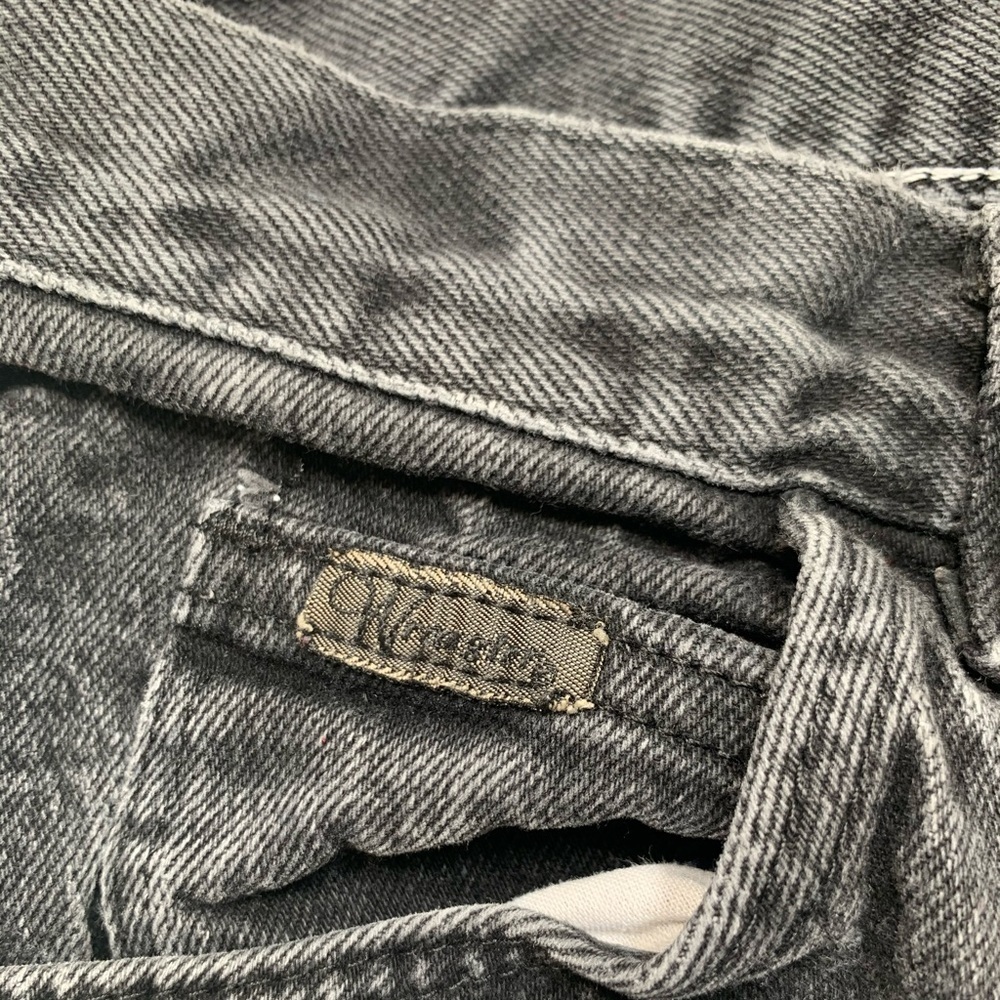 Vintage Women’s Straight High-Rise Black Wranglers - Picture 5 of 12